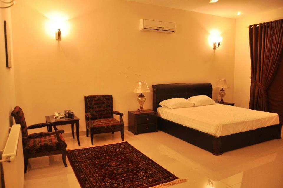 Reina Boutique Hotel - G9 Islamabad Buitenkant foto