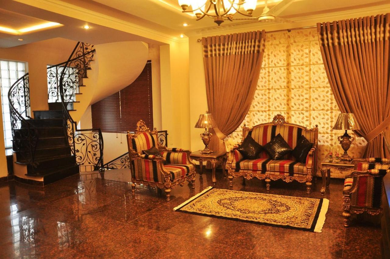 Reina Boutique Hotel - G9 Islamabad Buitenkant foto