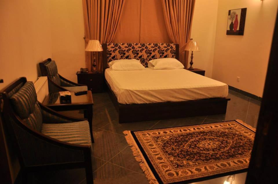 Reina Boutique Hotel - G9 Islamabad Buitenkant foto